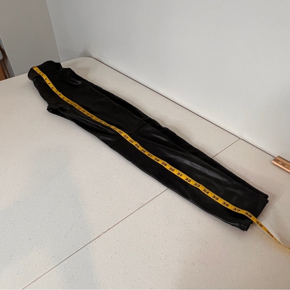 SPANX Black Faux Leather Sequin Stretch Legging Ankle Length Pants Women Size M - Picture 15 of 15